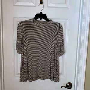 Striped AEO Top